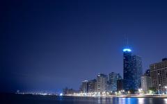 Chicago la nuit fond ecran hd ton bleu feu artifice au loin sur lac