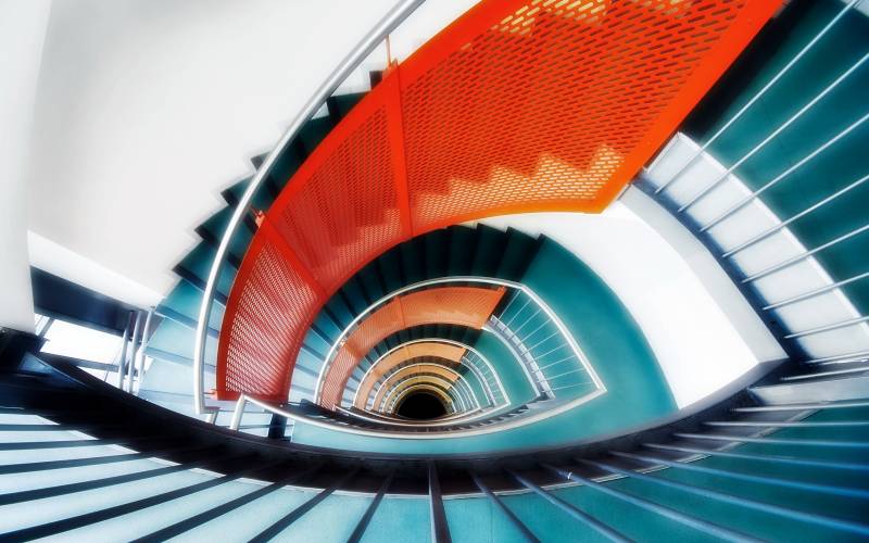 Fond écran escalier moderne effet ellipse couleurs vives moderne